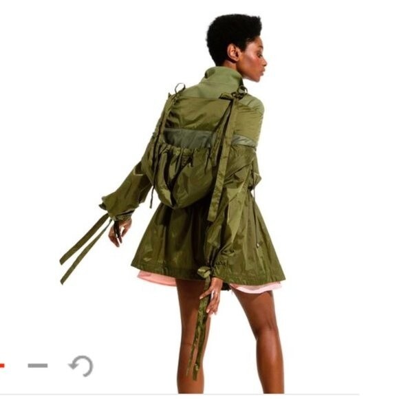 NEW! PUMA X FENTY Bow Cuff Parachute Jacket by Rihanna -  XS   -** Small Flaw** - Picture 1 of 14